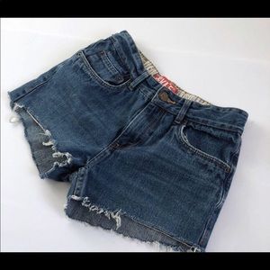 levis jean shorts